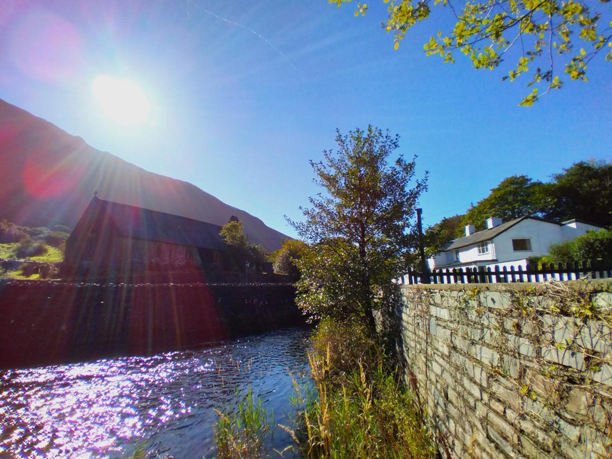 Pen-Y-Bont Hotel Tal-y-llyn Екстер'єр фото