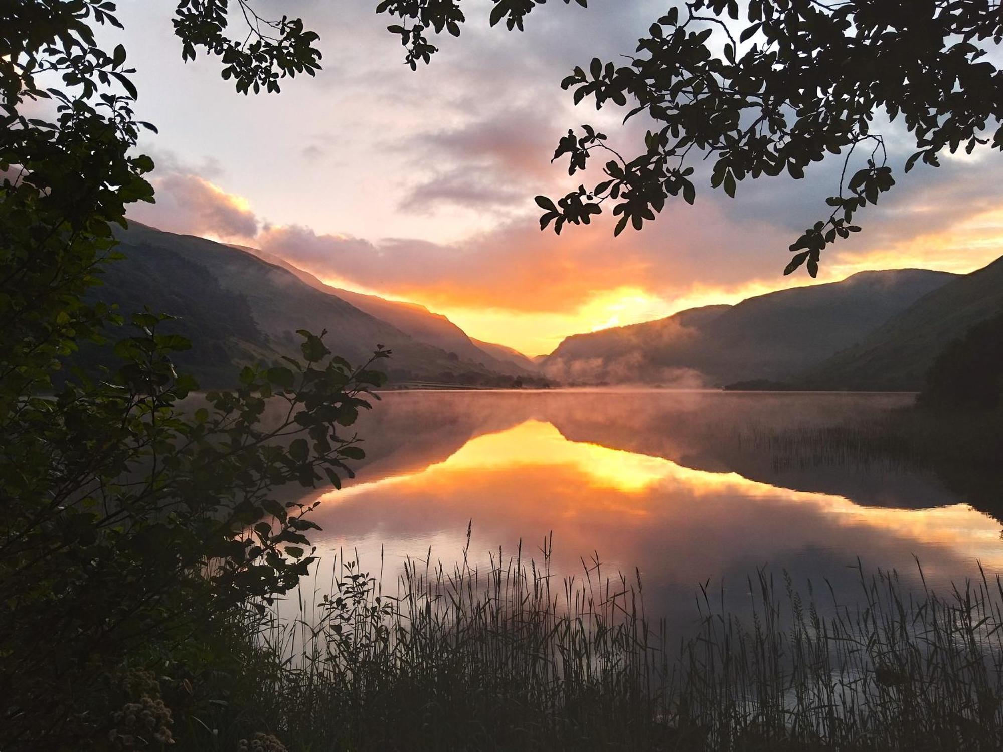 Pen-Y-Bont Hotel Tal-y-llyn Екстер'єр фото